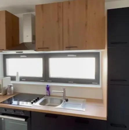 Royale With Shared Pool アパート *