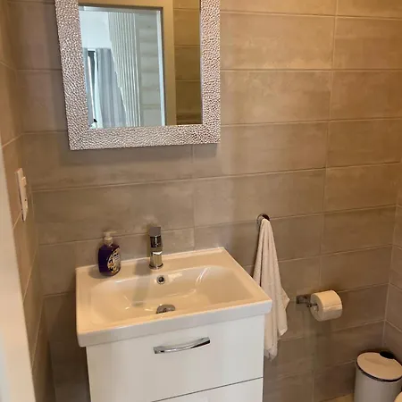 アパート Royale With Shared Pool *