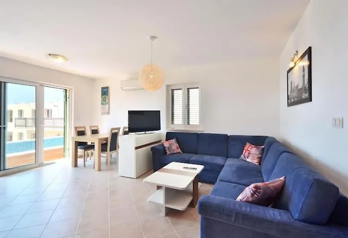 Royale With Shared Pool 아파트 *