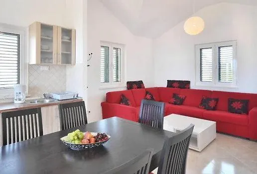 Royale With Shared Pool