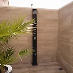 Royale With Shared Pool *