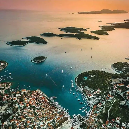 Apartament Royale With Shared Pool Hvar Town