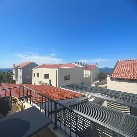 Lejlighed Royale With Shared Pool
