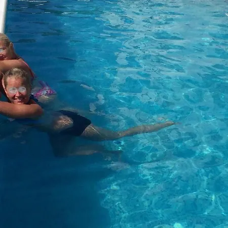 Royale With Shared Pool