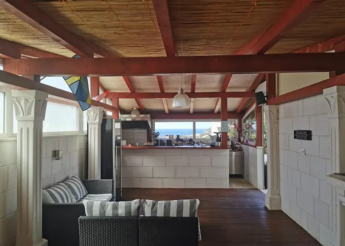 Royale With Shared Pool Апартаменты Хвар