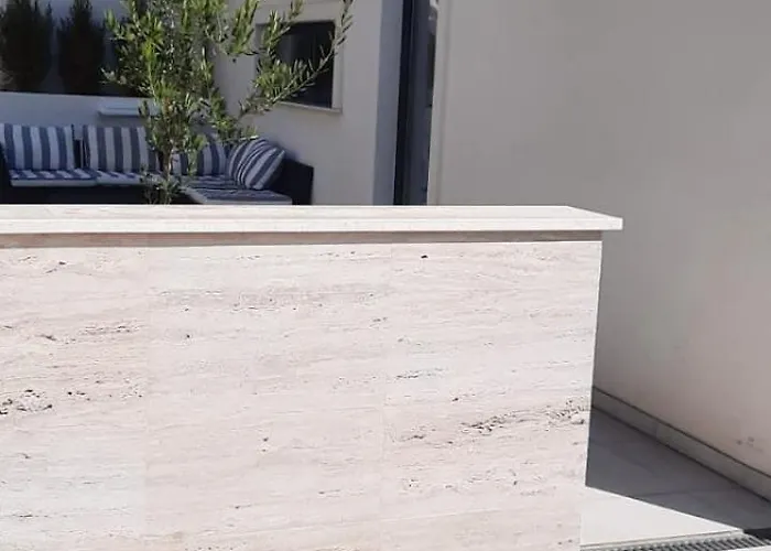 Royale With Shared Pool Апартаменты *