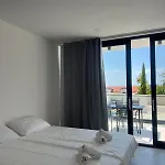 Royale With Shared Pool Apartamento