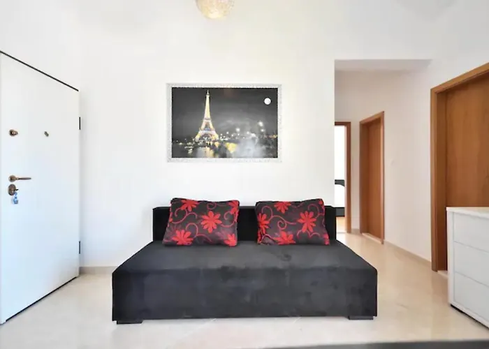 Royale With Shared Pool * Hvar Town