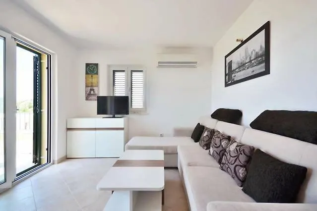 Apartment Royale With Shared Pool Hvar Town